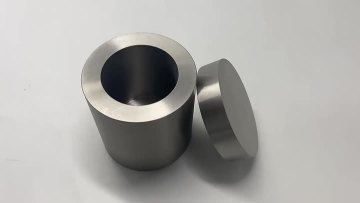 Niobium crucible