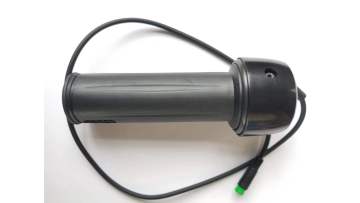  Left and right turn handle combination