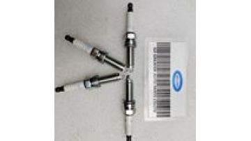 Original WLGRT SILZKR7C11S 92932 Iridium Spark Plug for Honda Accord/CR-V/CRIDER/VEZEL1