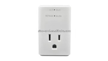 V199-120V voltage protector three phase voltage protector dc surge protector1