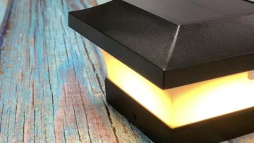 Courtyard Cottage Solar Lamp