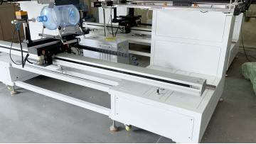 Mineral barrel automatic screen printing machine