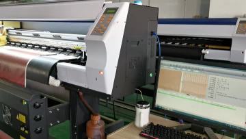 How to custom your polyester lanyards?