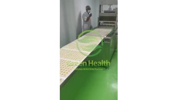 OEM ODM Factory Supplier 100% Natural Strawberry Flavor Vegan Hair Gummies Biotin And Vitamins For Hair Skin Nails Growth1