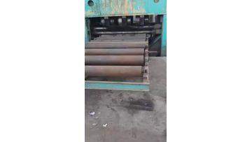 Plate leveling machine