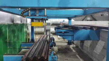 conveying of panels to zinc kettle