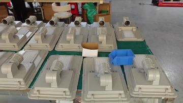Assembling solar street lights