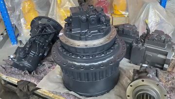PC450-8 Final Drive