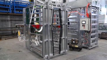 Cattle equipment / Cattle Hoof Trimming / Chute Livestock Farming Equipment Vertical Cattle Hoof Trimming Equipment Steel1