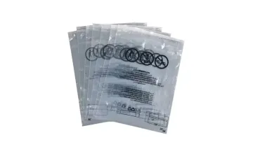 Custom Frosted Plastic PE Zipper Garment Clothes T-Shirt Packaging Bag1