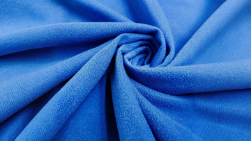 120gsm Warp Knitted 100% Polyester Brushed Tricot Fabric Loop Pile Design for Premium Comfort and Durability1