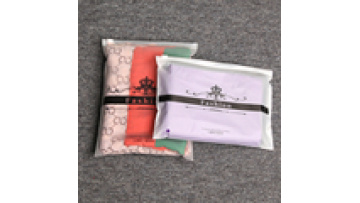 Biodegradable Cornstarch Zipper Bags for Swimwear and Clothing Packaging1