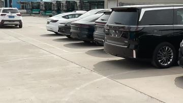 2023 Kia K3 car (3)