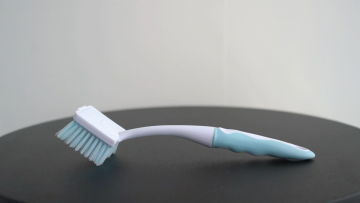 Topwill Hot Selling Kitchen Brush Plastic Suction Dish Brushes Easy Cleaning Brush1
