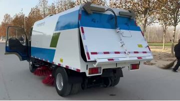 Sweeper Truck