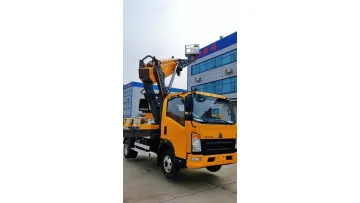 25m FAW Aerial Lift Truck Hydraulic Platform for Street Light Maintenance and Construction1
