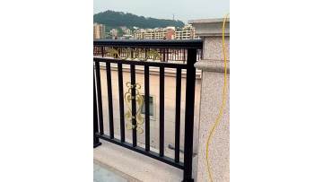 Aluminum balcony protective guardrail