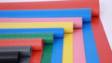 Anti slip carpet