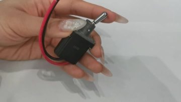 Weld-free Pre-wiring Loader Friendly Toggle Switch