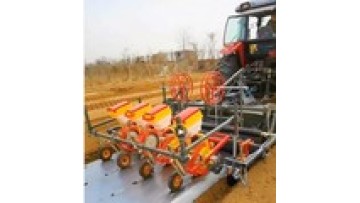 Precision Corn Planter with Ridging Film Mulching Seeder - 2 Ridges, 4 Rows1