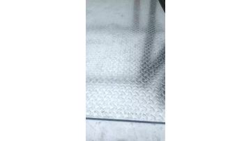 Galvanized lentil pattern plate