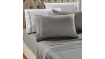 Plain color peach skin fabric bed sheet set microfiber sheet & pillowcase sets with embroidery design for hotel living room1