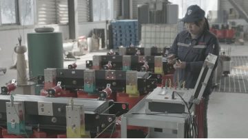 Dry-type transformer factory test