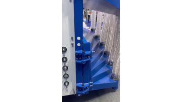 square swing screen video