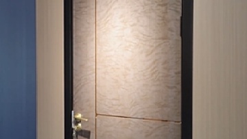 Solid Wooden Veneer Door Display