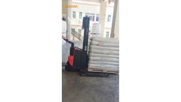 Toyota electric pallet truck