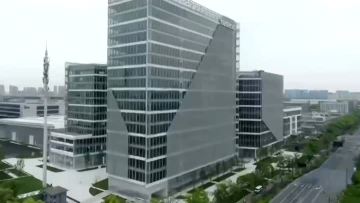 Eurocrane Custom Intelligent Crane & Material Handling Solutions in Cutting-edge Manufacturing