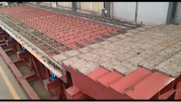 Low-Maintenance Grate Cooler Plate with Reinforced Structure and Anti-Clogging Design1