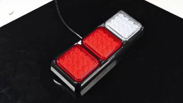 Waterproof 12V 24V LED Combination Bus Trailer Truck Tail Lights rear lamp1
