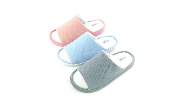 WB06slipper detail
