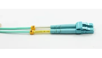 China FTTH 2/4/6/8/12/16/24 Core MPO/MTP LC/Sc/St/FC/Mu Connector Indoor Outdoor Armoured Drop LSZH PVC Fiber Optic Optical Patch Cord Pigtail Jumper Cable1