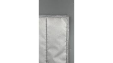 Plant gardening insulation cover