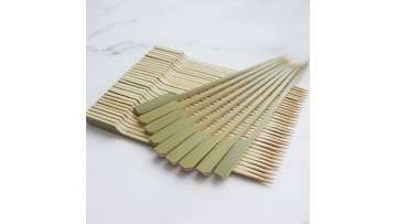 Disposable green-skin bamboo skewers