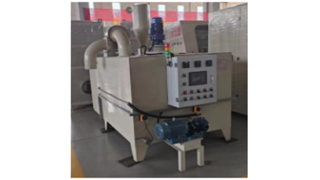 Wax liquid low temperature water remover