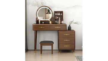 Chic Reflection Dressers