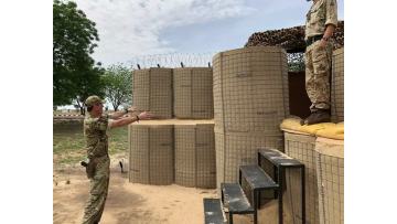 mesh gabion wall