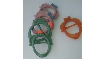 baby elephant teething gloves.mp4