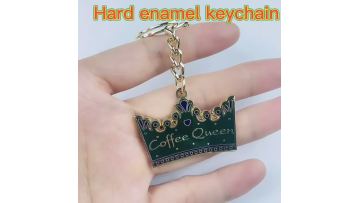 Custom Metal Keychain Of Crown Design