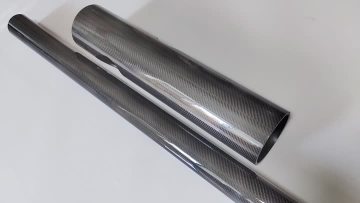 Large diameter carbon fiber tube