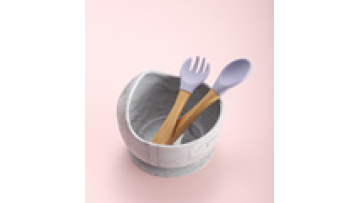 Silicone baby feeding set with spoon proof baby bowl Baby practice bowl1