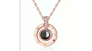 Elegant accessories
