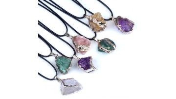 Raw Stone Pendant necklace -SP2034-MV (2)