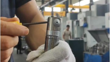Die-cast hardware mold base processing and manufac
