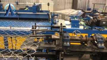 single wire and double mould automatic chain link making machine price / Indian Automatic Chainlink Machine1