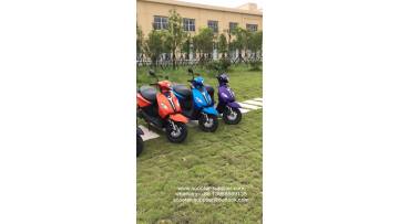 YB110T-3F gas scooter moped