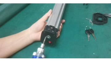 Replace the battery lock